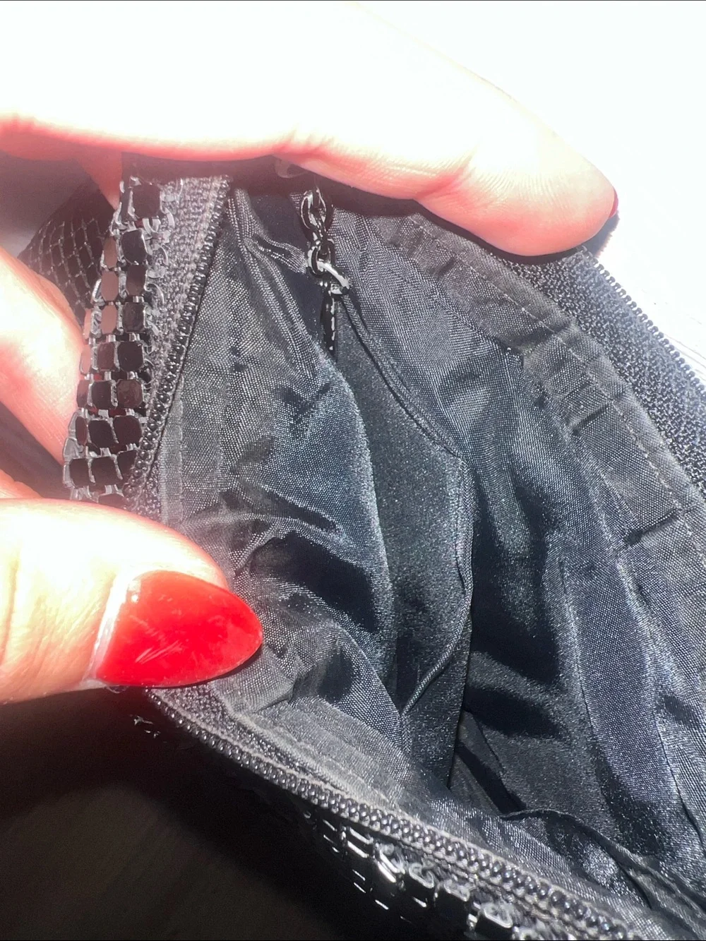 Vintage Black Metal Mesh Chain Strap Evening Bag